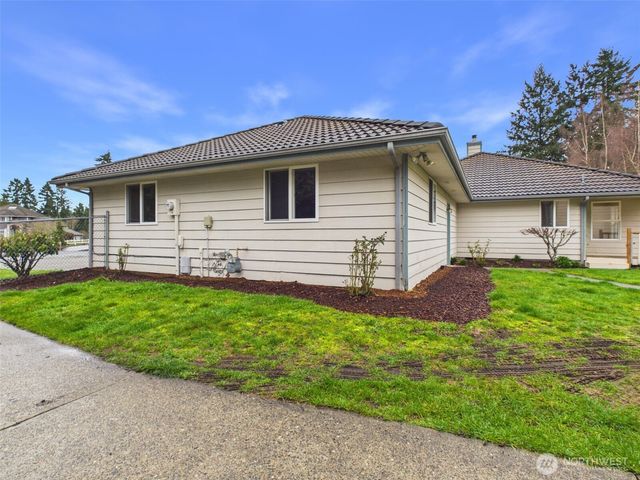 9709 36th Court SE, Olympia, WA 98513