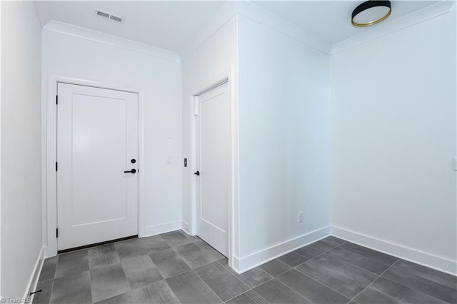 3235 W Friendly Avenue, Greensboro, NC 27408