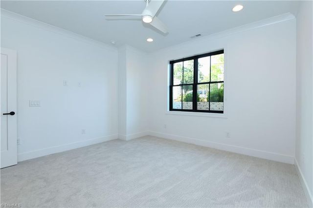 3235 W Friendly Avenue, Greensboro, NC 27408
