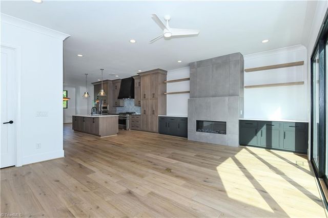 3235 W Friendly Avenue, Greensboro, NC 27408