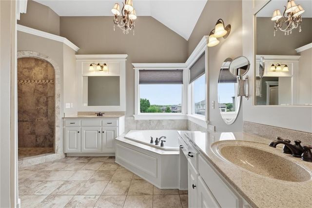 17850 NW 130th Terrace, Platte City, MO 64079