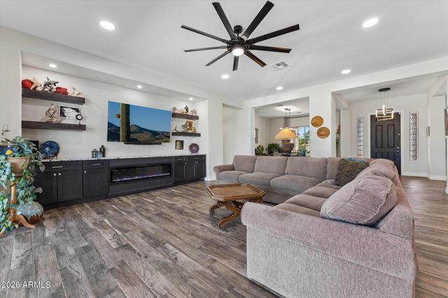 14554 W DESERT COVE Road, Surprise, AZ 85379