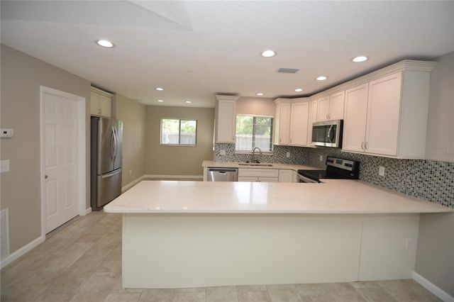 17 EVANSVILLE LANE, Palm Coast, FL 32164