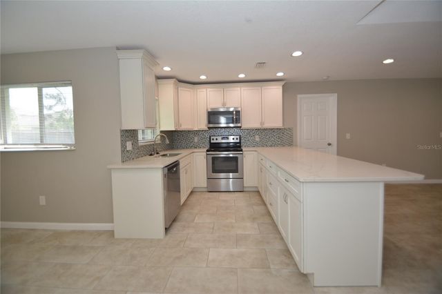 17 EVANSVILLE LANE, Palm Coast, FL 32164