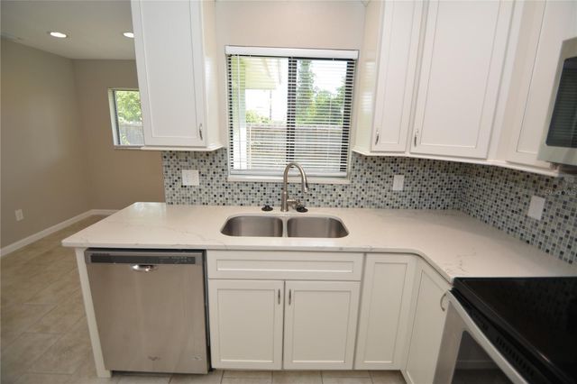 17 EVANSVILLE LANE, Palm Coast, FL 32164