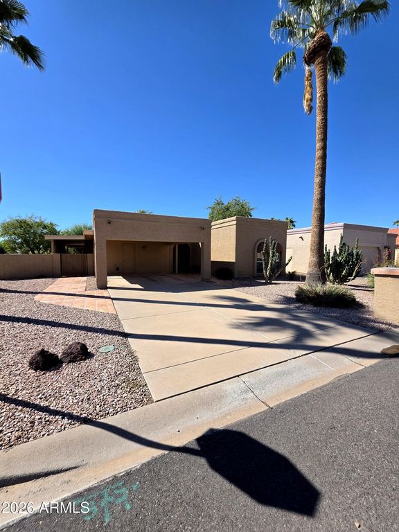 10521 E ELMHURST Drive, Sun Lakes, AZ 85248 — exterior