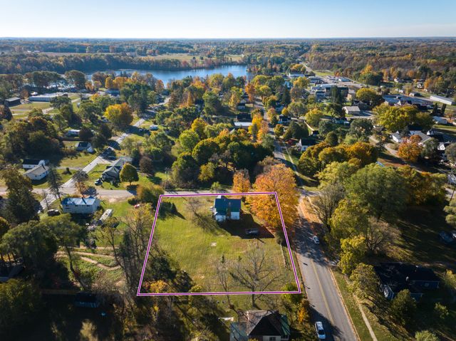 300 N East Street, Deerfield Twp, MI 49336