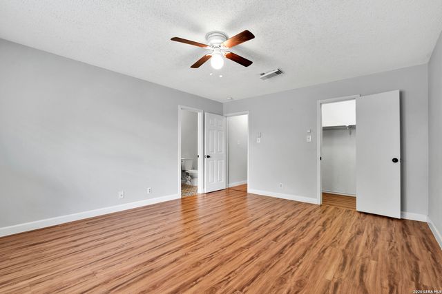 9443 Sycamore Brook, San Antonio, TX 78254