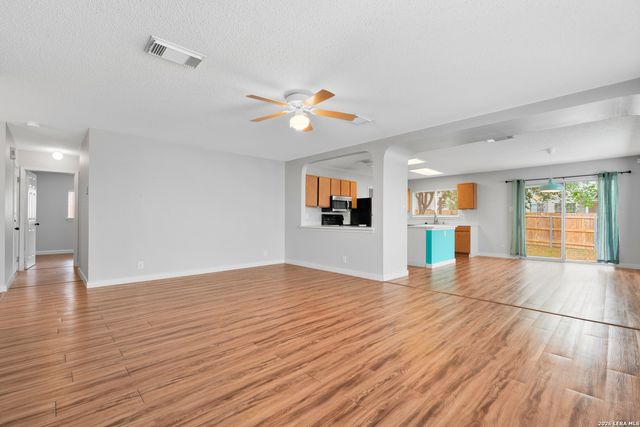 9443 Sycamore Brook, San Antonio, TX 78254