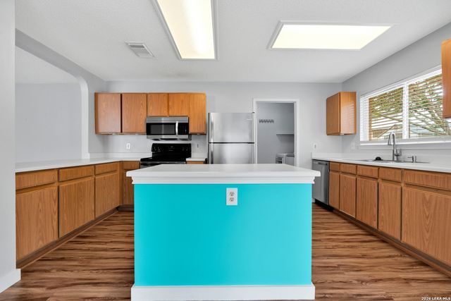 9443 Sycamore Brook, San Antonio, TX 78254