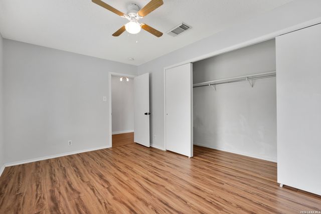 9443 Sycamore Brook, San Antonio, TX 78254