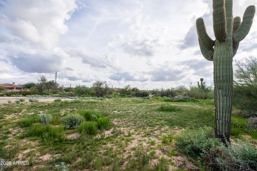 Image 14 of property listing at 6382 E CALLE DE MANDEL Drive '-', Scottsdale, AZ 85266