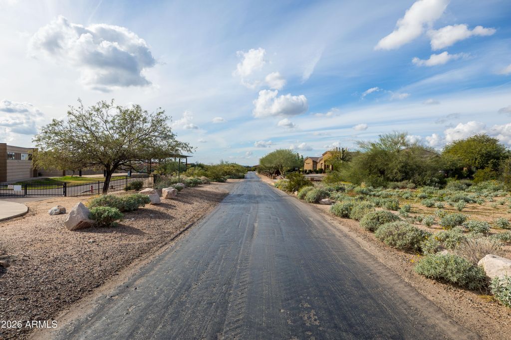 Image 21 of property listing at 6382 E CALLE DE MANDEL Drive '-', Scottsdale, AZ 85266