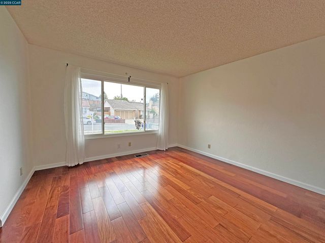 199 Starling Way, Hercules, CA 94547