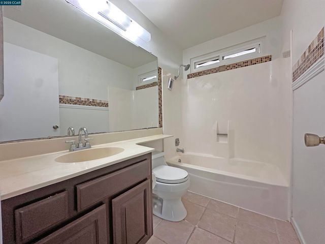 199 Starling Way, Hercules, CA 94547