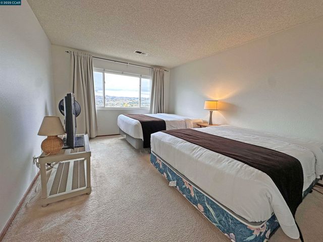 199 Starling Way, Hercules, CA 94547