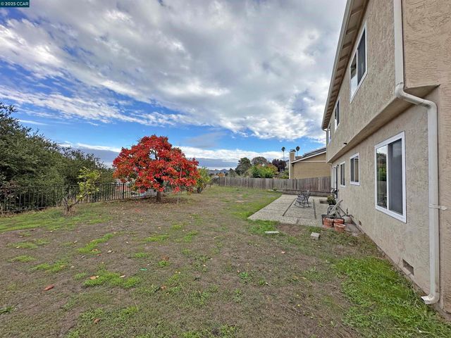 199 Starling Way, Hercules, CA 94547