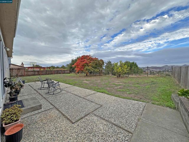 199 Starling Way, Hercules, CA 94547