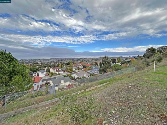 199 Starling Way, Hercules, CA 94547