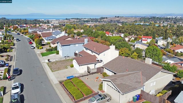 199 Starling Way, Hercules, CA 94547