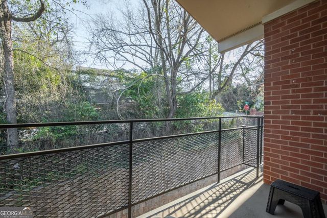 250 Little Street B302, Athens, GA 30605