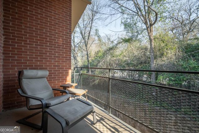 250 Little Street B302, Athens, GA 30605