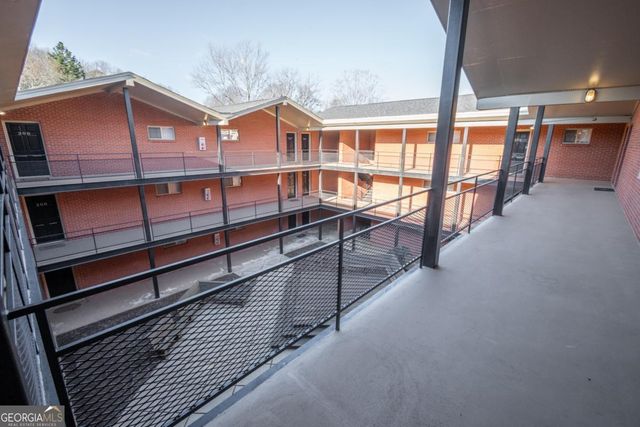 250 Little Street B302, Athens, GA 30605