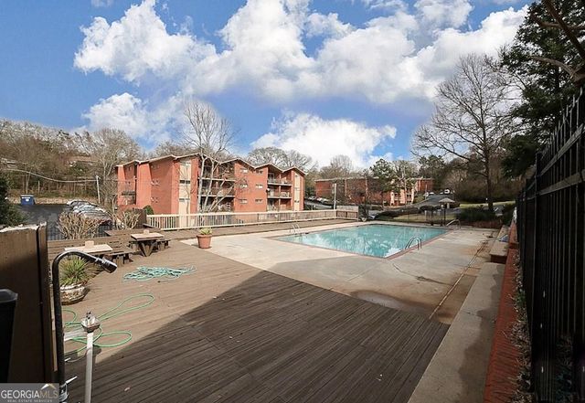 250 Little Street B302, Athens, GA 30605