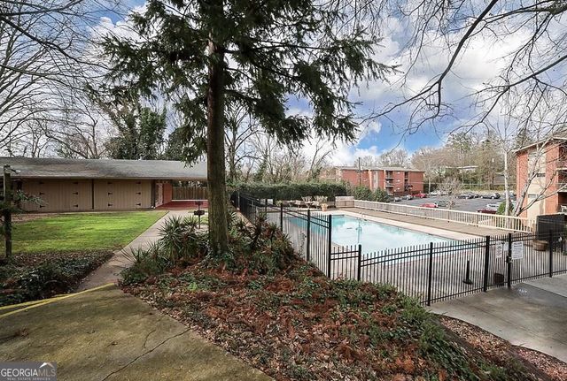 250 Little Street B302, Athens, GA 30605