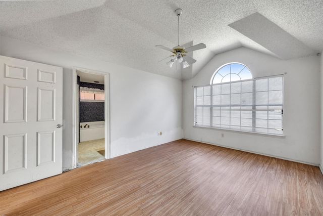 308 Clear Springs Drive, Mesquite, TX 75150