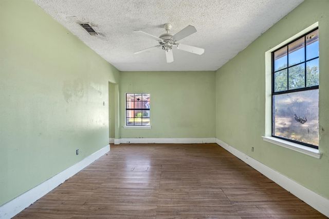 308 Clear Springs Drive, Mesquite, TX 75150