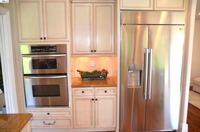 1626 Harlan Dr, Danville, CA 94526
