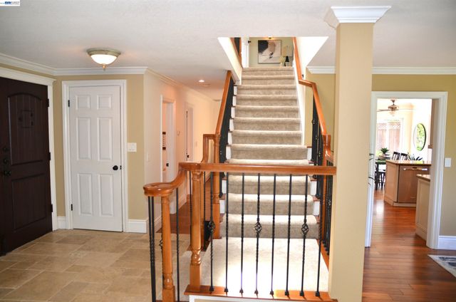 1626 Harlan Dr, Danville, CA 94526