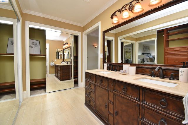 1626 Harlan Dr, Danville, CA 94526