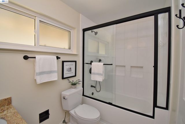 1626 Harlan Dr, Danville, CA 94526