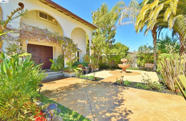 1626 Harlan Dr, Danville, CA 94526