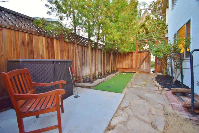 1626 Harlan Dr, Danville, CA 94526