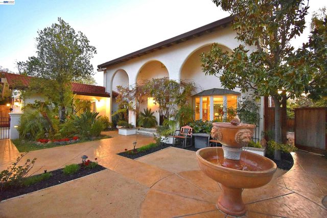 1626 Harlan Dr, Danville, CA 94526