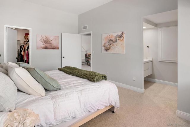 6786 Caminito Del Greco, San Diego, CA 92120