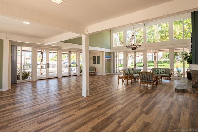 6786 Caminito Del Greco, San Diego, CA 92120