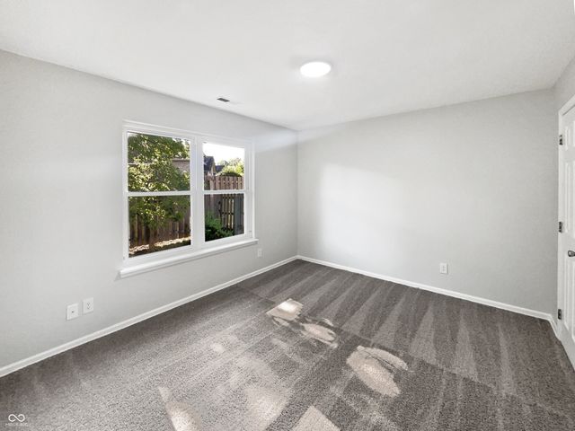 4821 Ossington Court, Indianapolis, IN 46254