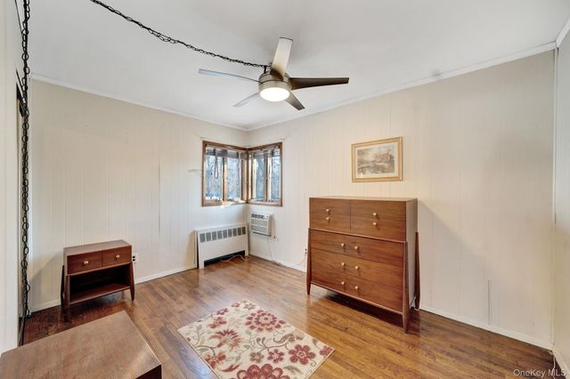 254 N Richmond Avenue, Massapequa, NY 11758