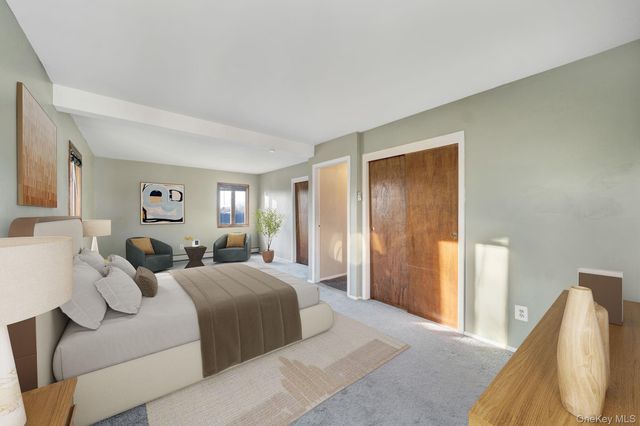 254 N Richmond Avenue, Massapequa, NY 11758