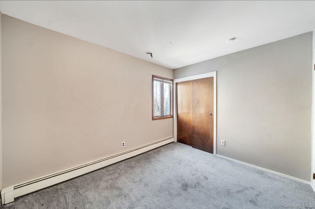 254 N Richmond Avenue, Massapequa, NY 11758