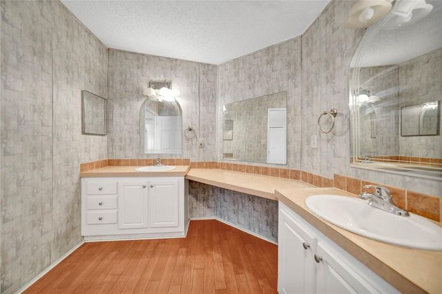 2100 KINGS HWY 206, Port Charlotte, FL 33980