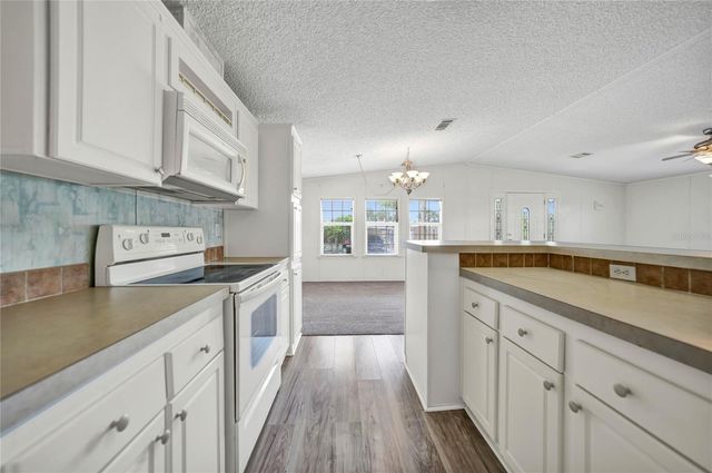 2100 KINGS HWY 206, Port Charlotte, FL 33980