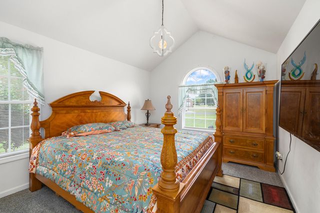 203 Ridge Lake Drive, Manning, SC 29102