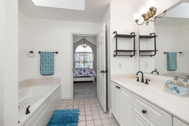 203 Ridge Lake Drive, Manning, SC 29102