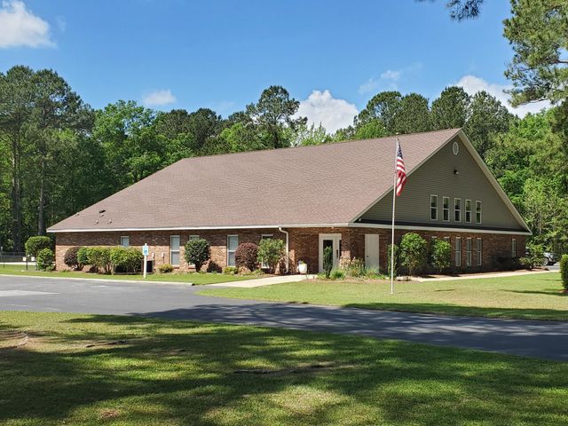 203 Ridge Lake Drive, Manning, SC 29102
