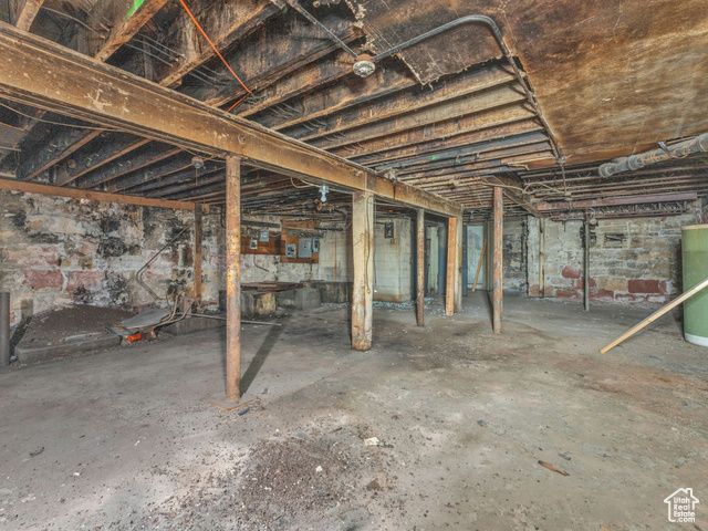 40 S FREEDOM BLVD, Provo, UT 84601